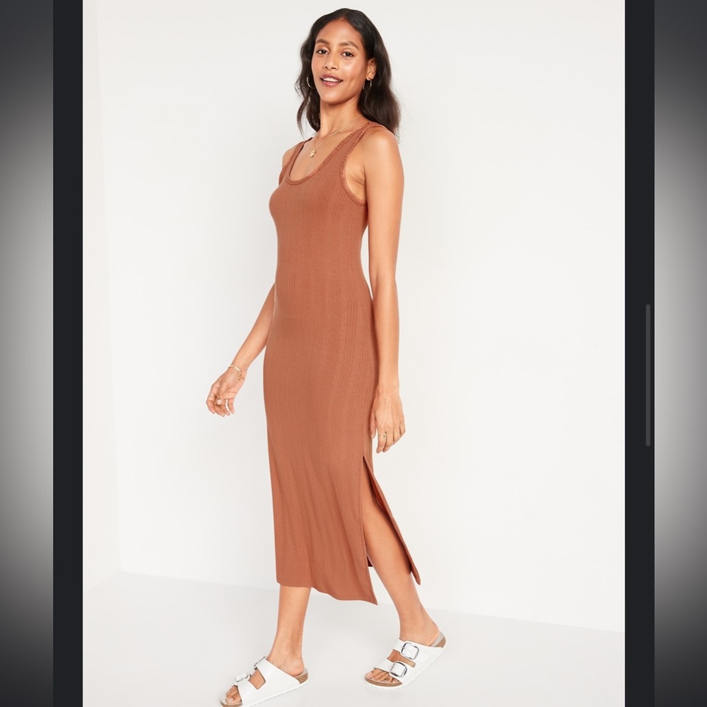 Old Navy Fitted Sleeveless Rib Knit Midi Dress